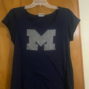 Women’s Michigan Wolverines Shirt - Size Large